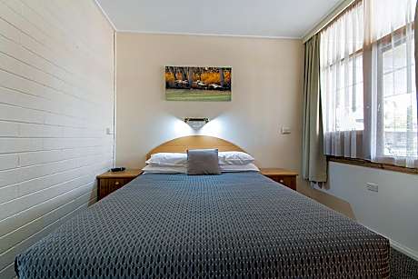 Superior Queen Room - Non-Smoking