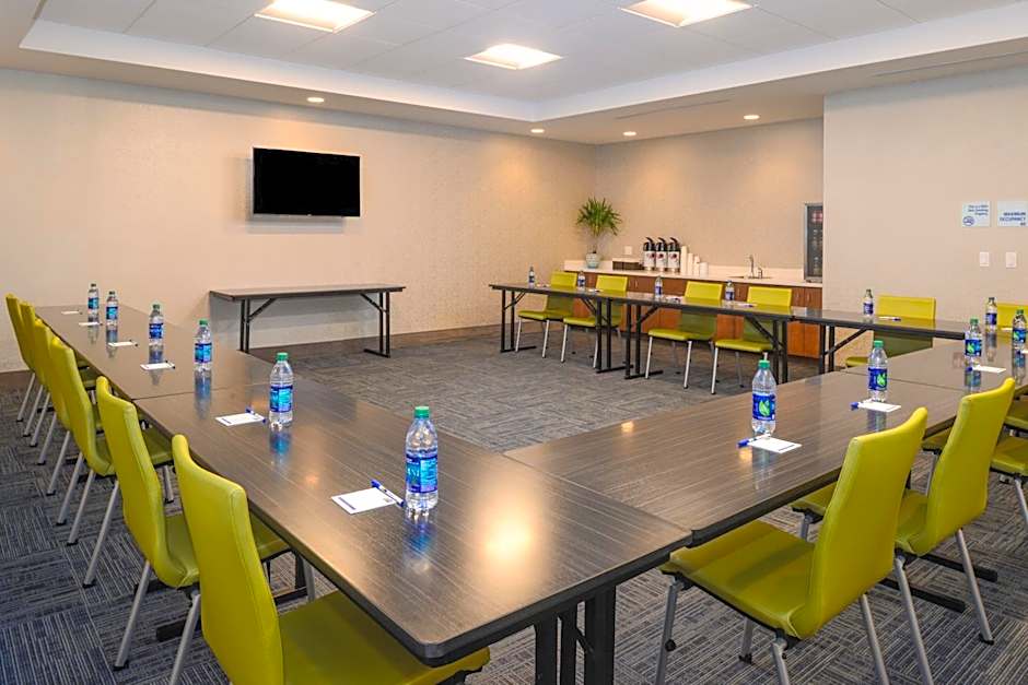Holiday Inn Express & Suites Alachua - Gainesville Area By IHG