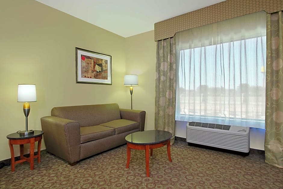 Hampton Inn By Hilton & Suites Buffalo