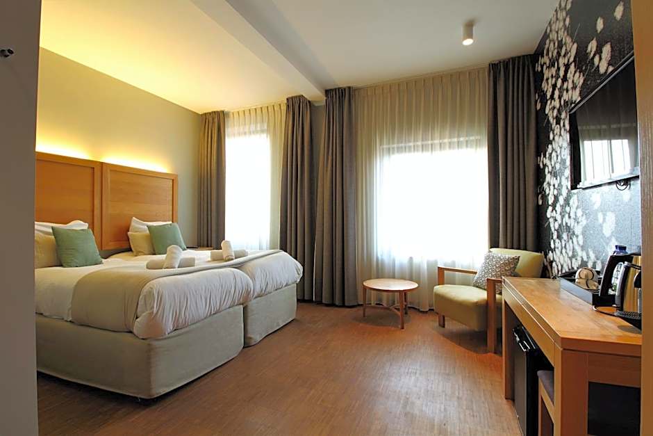Photo 1 of 9 of Deluxe 1 Double Bed or 2 Beds