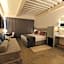 Vain Boutique Hotel