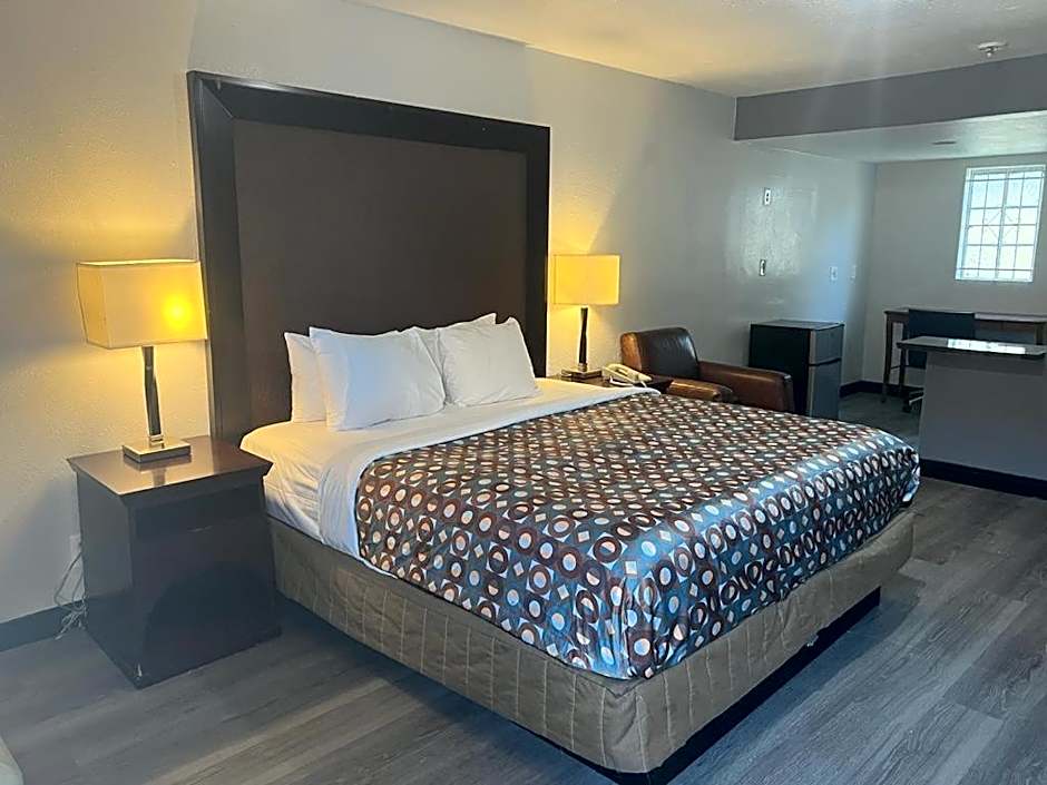Goldstar Inn