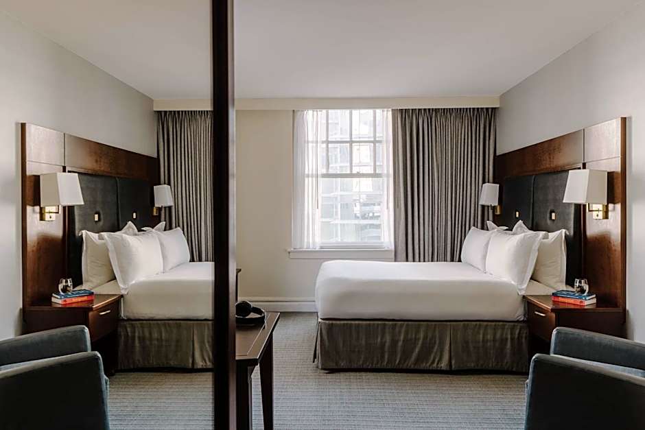 Club Quarters Hotel in Houston