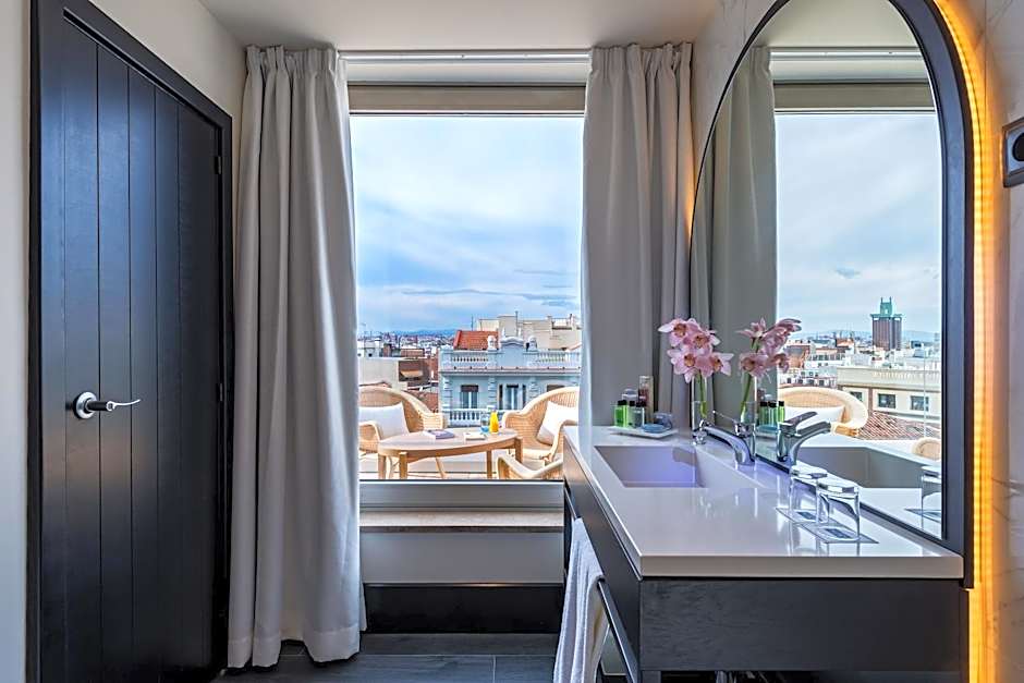 H10 Puerta de Alcala