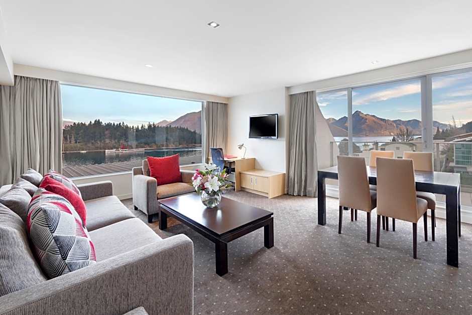 Crowne Plaza Queenstown By IHG