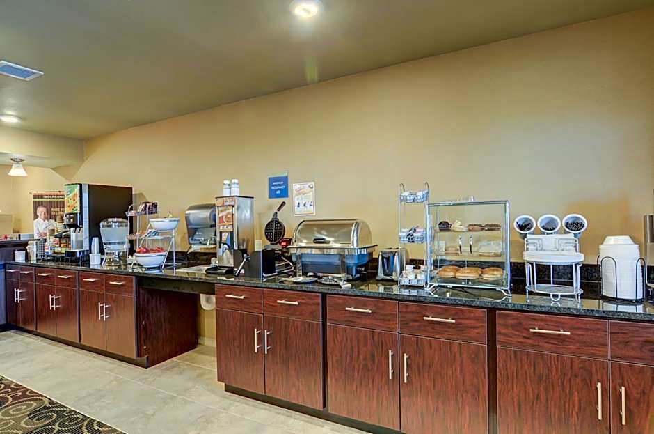 Cobblestone Inn & Suites-Kersey