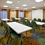 Holiday Inn Express & Suites Davenport North