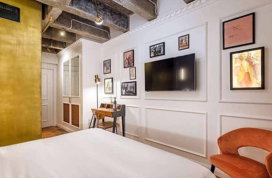 Brown BoBo, a member of Brown Hotels