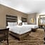 Best Western Plus Park Place Inn - Mini Suites