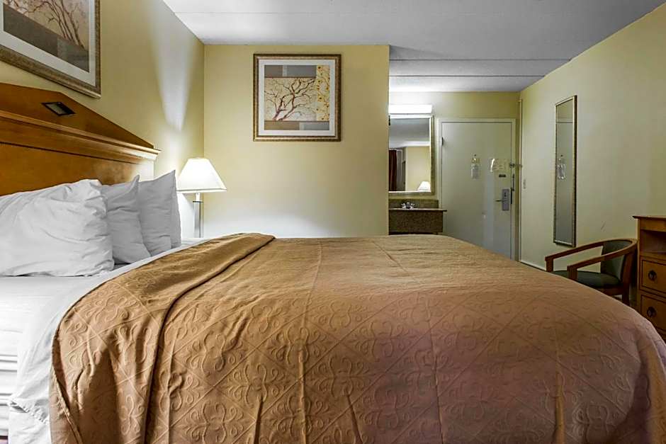 Quality Inn & Suites Fairview