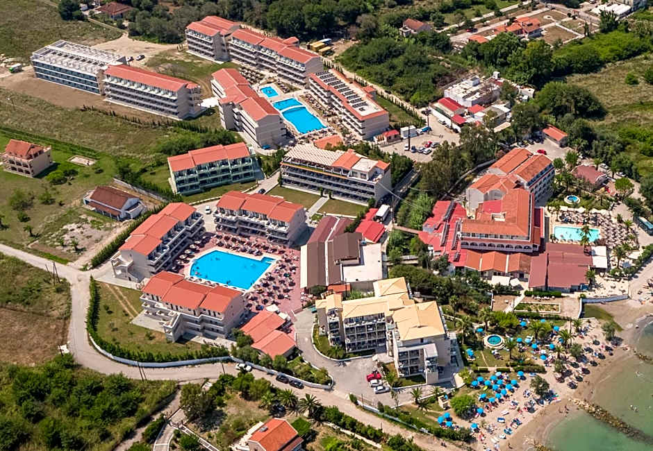 Angela Beach Hotel & Apts