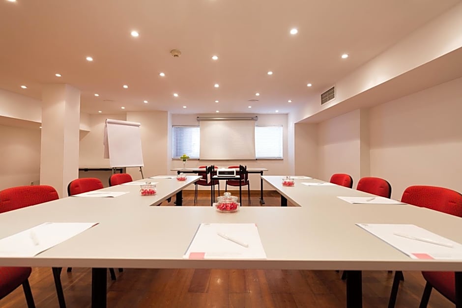 Legendary Porto Hotel