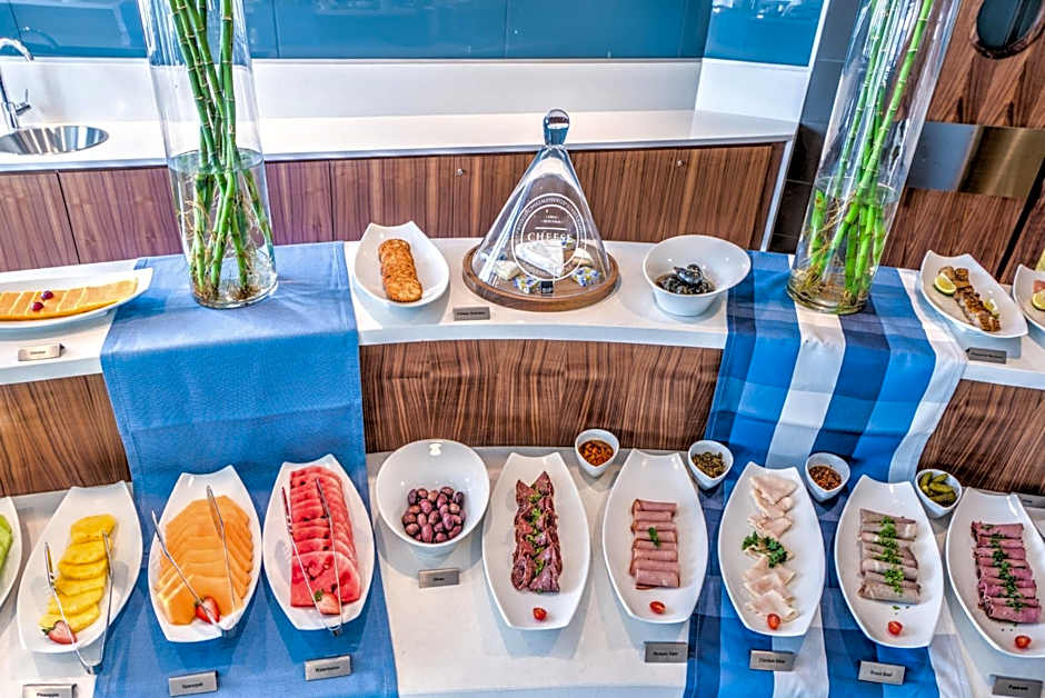 City Lodge Hotel Waterfall City