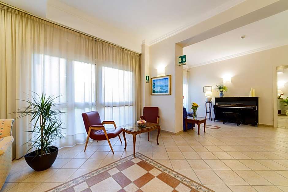 Hotel Tirreno