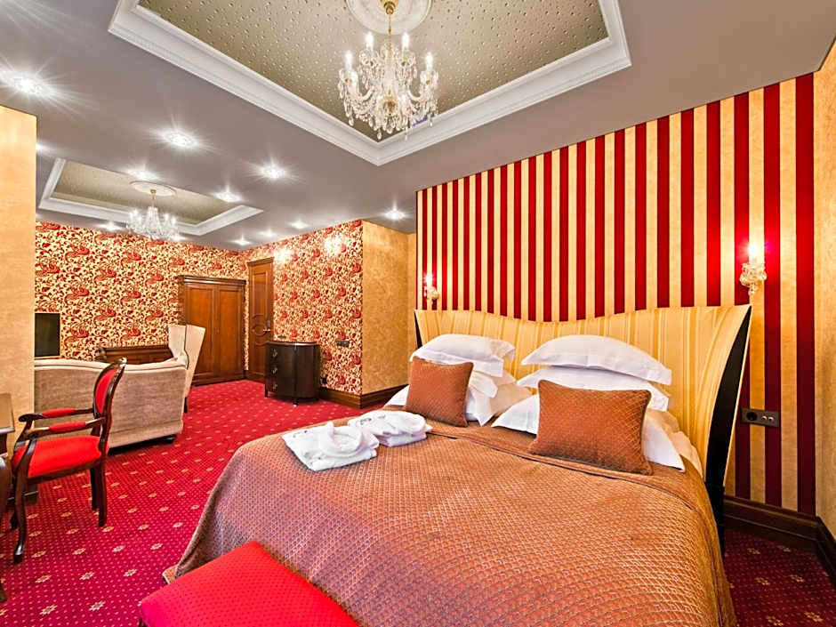 Aqua Center Apartments