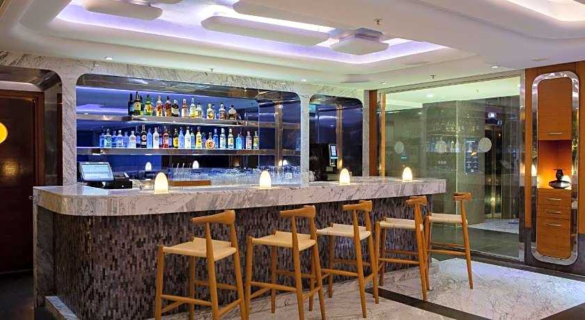 DoubleTree By Hilton Kusadasi