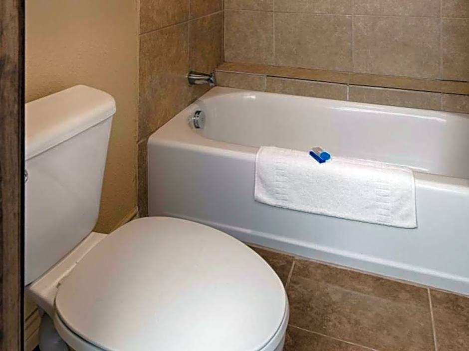 Best Western George West Executive Inn