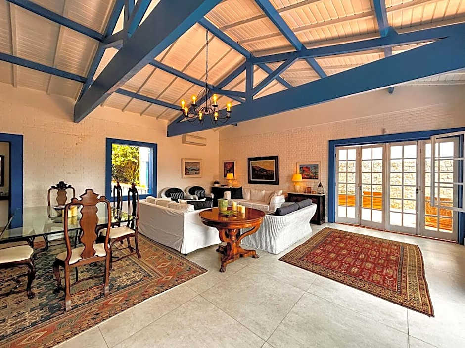 Casa prox a Praia de Santa Teresa, Ilhabela SP