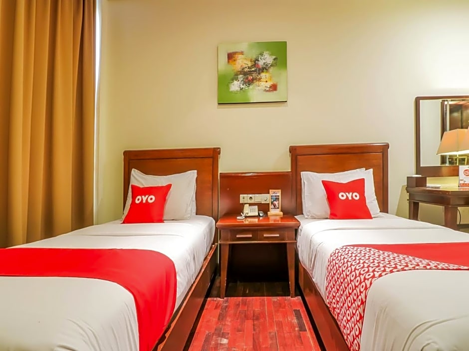Capital O 2114 Grand Jimbaran Boutique Hotel