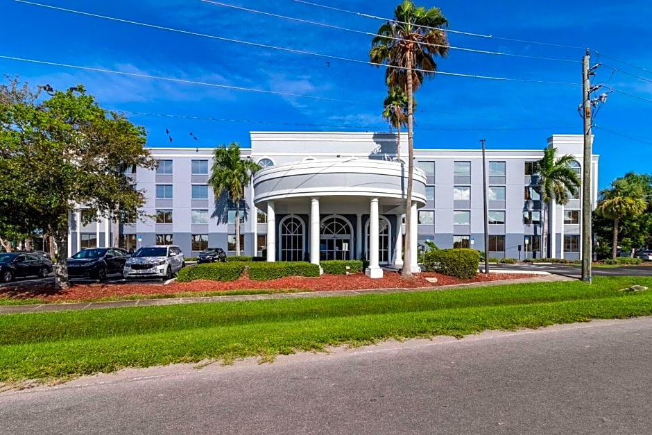 Best Western Fort Myers Inn & Suites