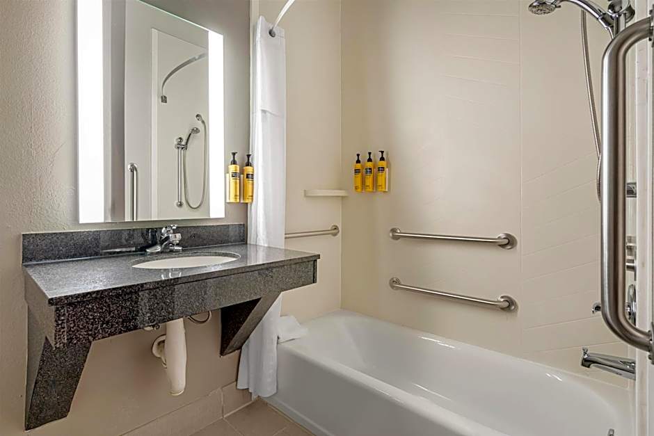 Best Western Plus Mckinney Inn & Suites