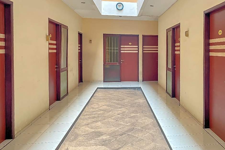 RedDoorz near Tegalega Park 2