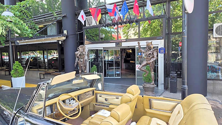 Design Hotel Mr. President Garni