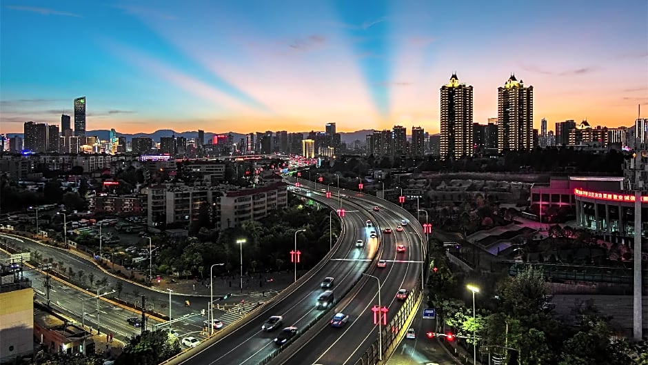 Holiday Inn Express Kunming Panlong By IHG