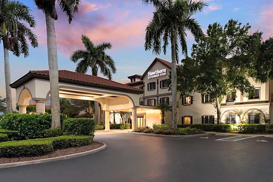Hawthorn Extended Stay by Wyndham Naples