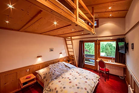 Standard Family Room