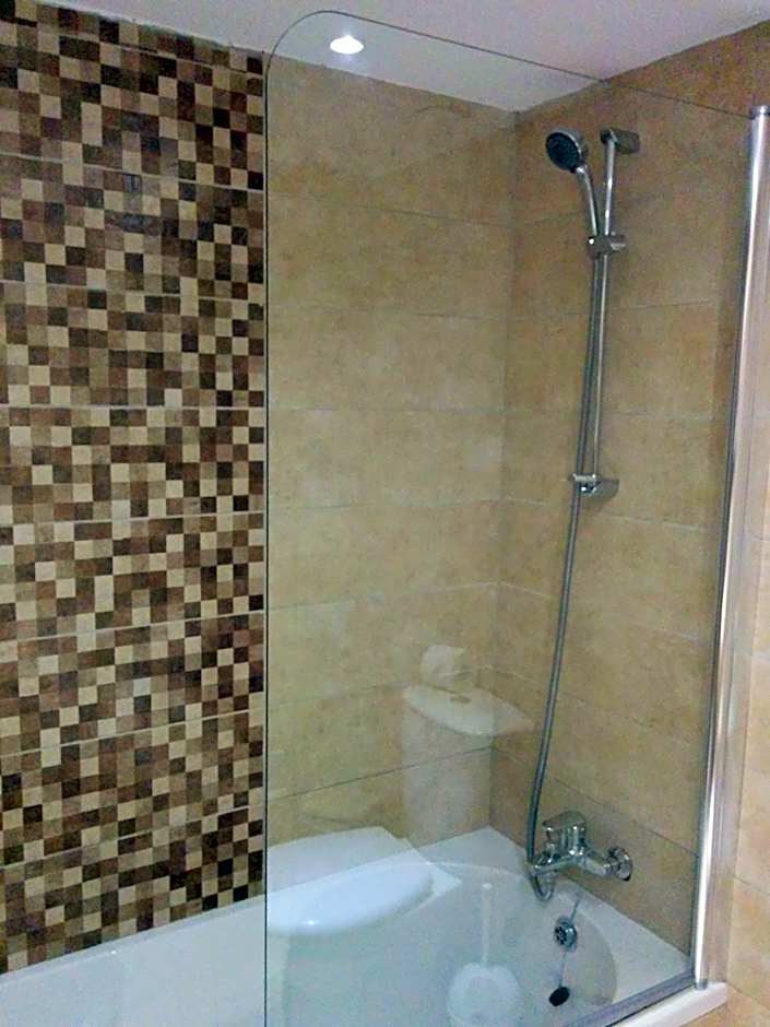 New Famagusta Hotel & Suites