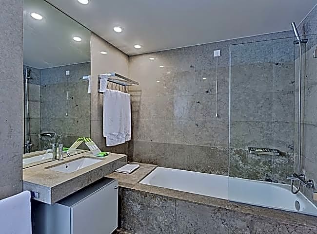 Aqualuz Troia Mar Hotel by The Editory