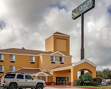 Quality Inn Baytown - Houston East