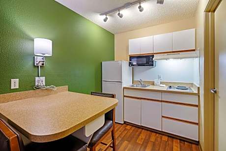 Studio with 2 Double Beds