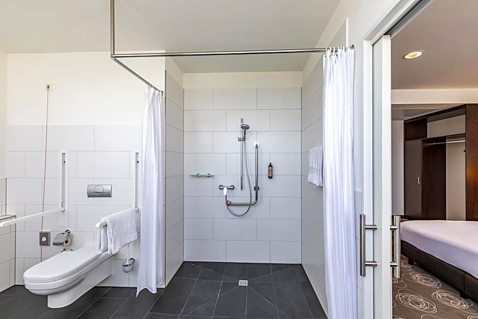 Webers Hotel im Ruhrturm Essen by Accor