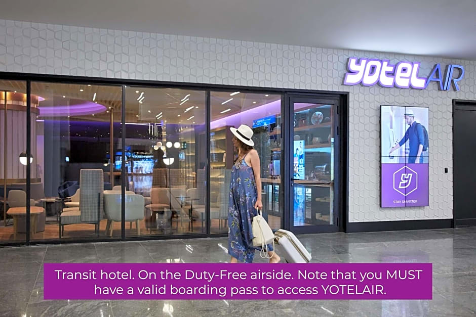 YOTELAIR Istanbul Airport, Duty free - International Transit area