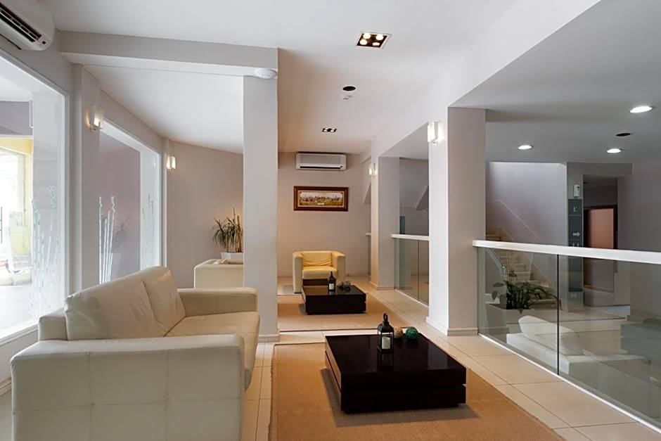 Gran Hotel Brisas del Hum