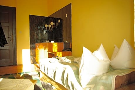 Twin Room with Shared Bathroom