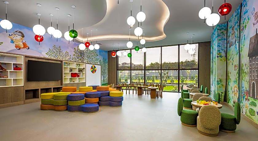 Movenpick Living Istanbul Camlivadi