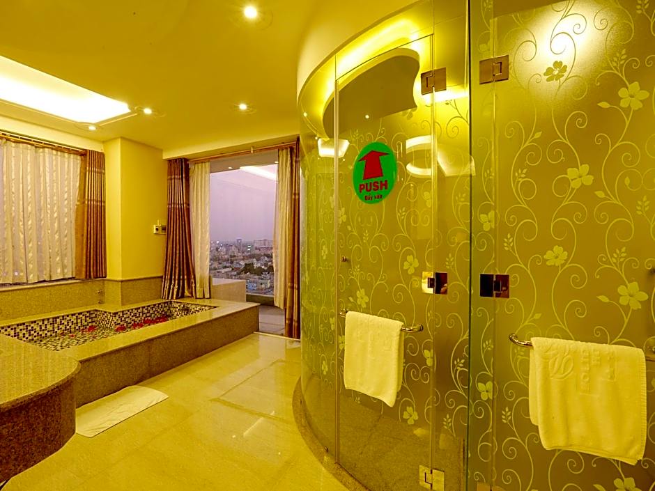 Holiday One Hotel