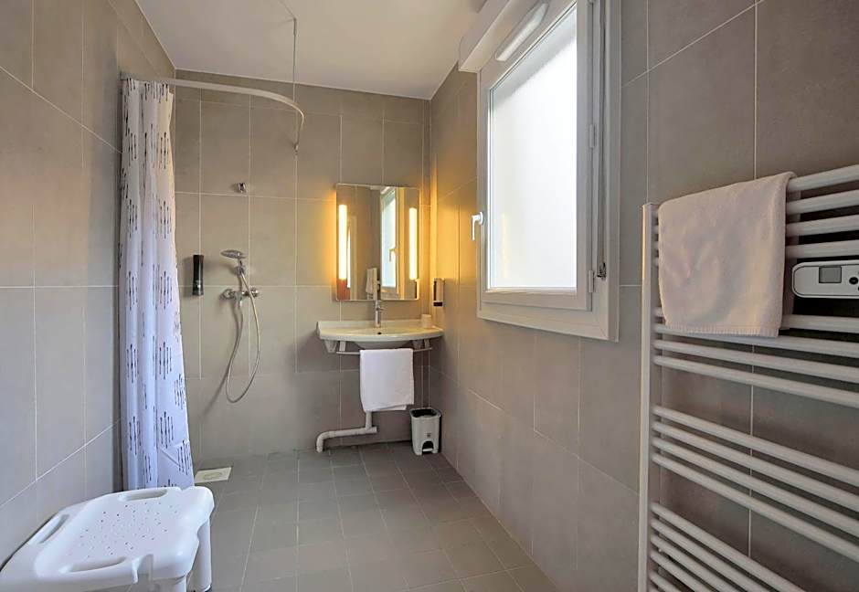 B&B HOTEL Le Tréport Friville