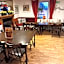 Aberdeen Arms Hotel Tarland