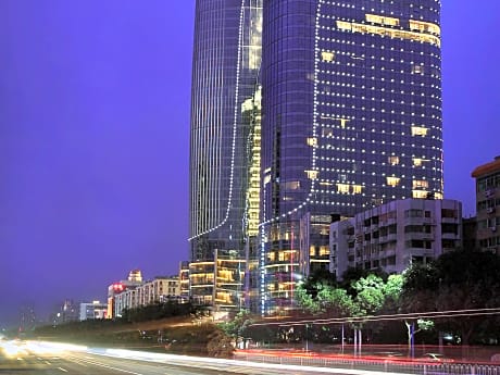 Sofitel Guangzhou Sunrich Hotel