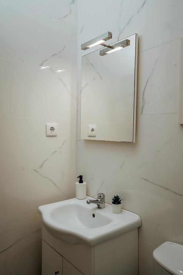 Green Coast Surf House