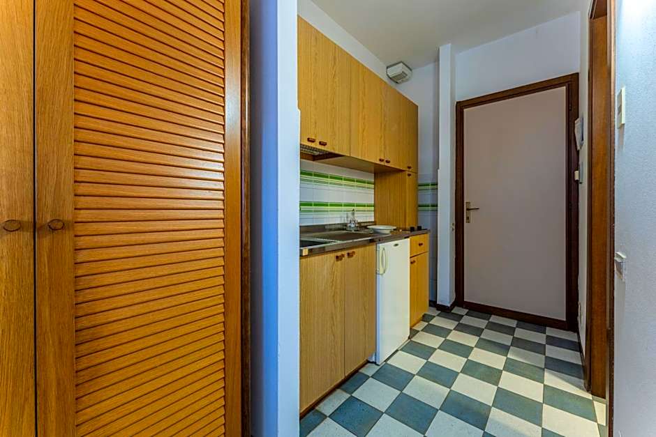 Giannella Beach Residence Apartment