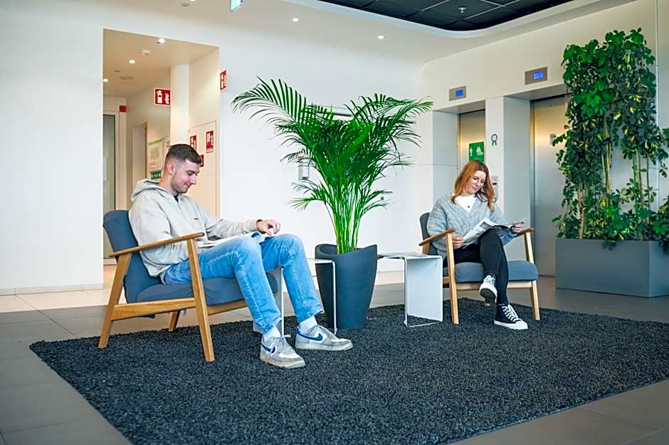 MY CLOUD Transit Hotel - Guests with international flight only!