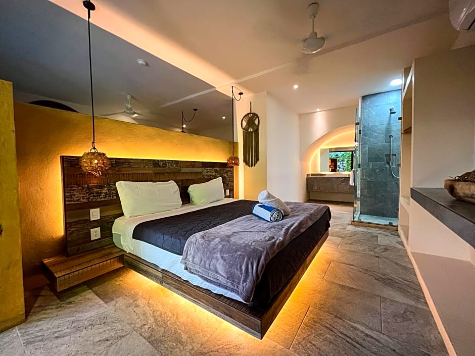 Kuun Taak Tulum