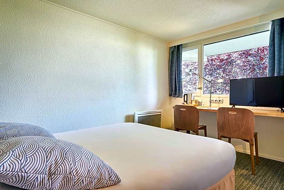 The Originals City Hotel La Verriere-Yvelines