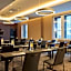 Renaissance by Marriott Cincinnati Downtown Hotel