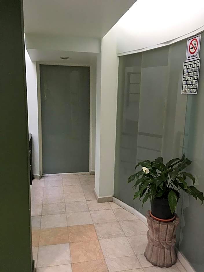 Grupo Kings Suites - Bosques de Duraznos 78